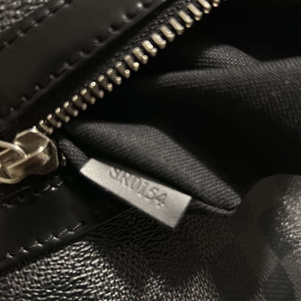 Louis Vuitton Damier Graphite Mick MM - Picture 9 of 9